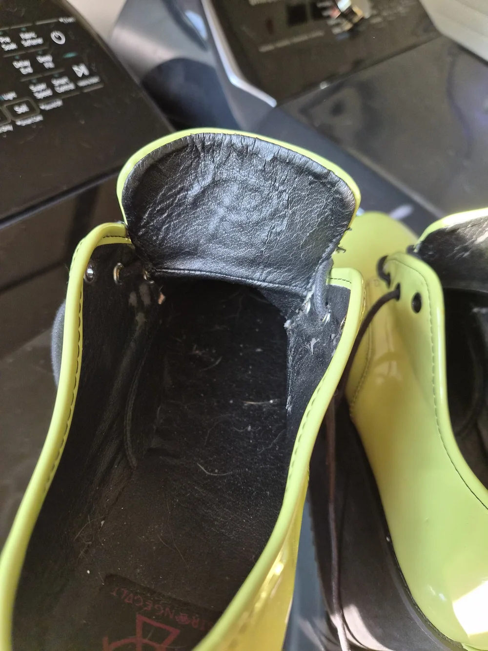 YRU Strange Cvlt Stomp Lo Green Size 8